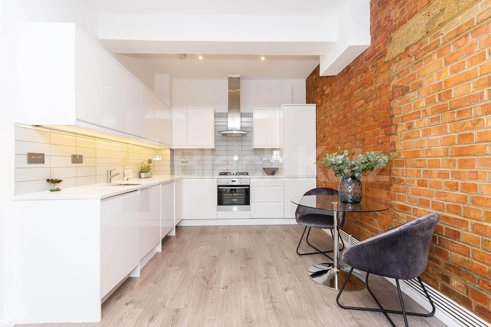 modern and bright 1 bedroom property located within a warehouse conversion   Ability Plaza, Dalston / Haggerston